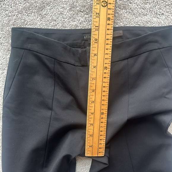 Alice + Olivia Black Classics Walker Slit Slim Leg Pants Size 4 - Picture 10 of 11